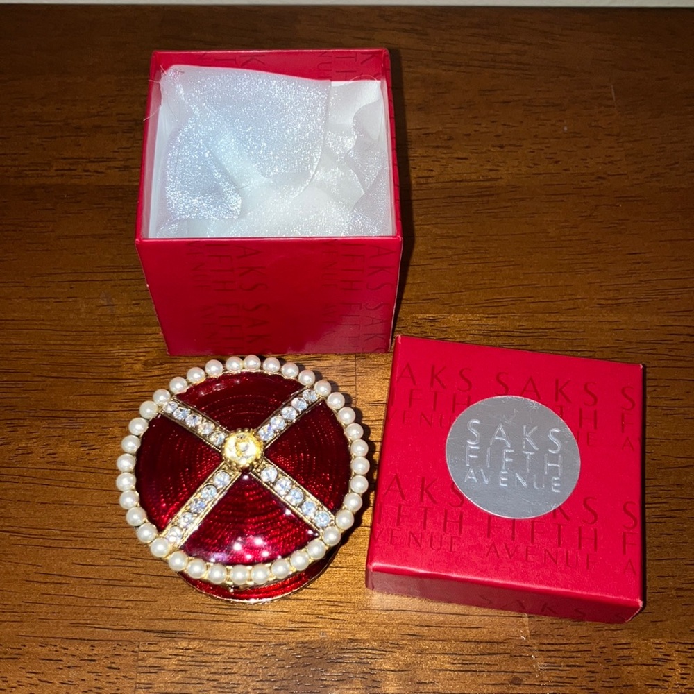 Saks Fifth Avenue ruby trinket box